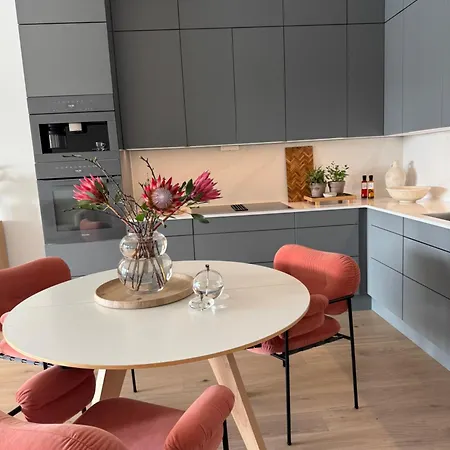 アパート Modern Seaside Apartment, Stunning Harbor Views